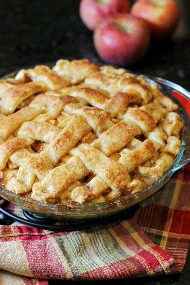 apple pie by audrey's apron