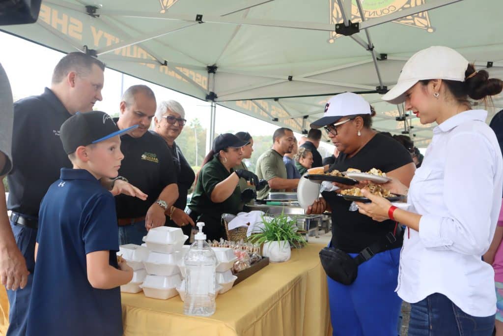 FLORIDA TECHNICAL COLLEGE AND OSCEOLA SHERIFF UNITE TO FEED HOMELESS ON THANKSGIVING