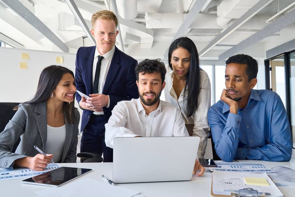 Article group working. Article group working